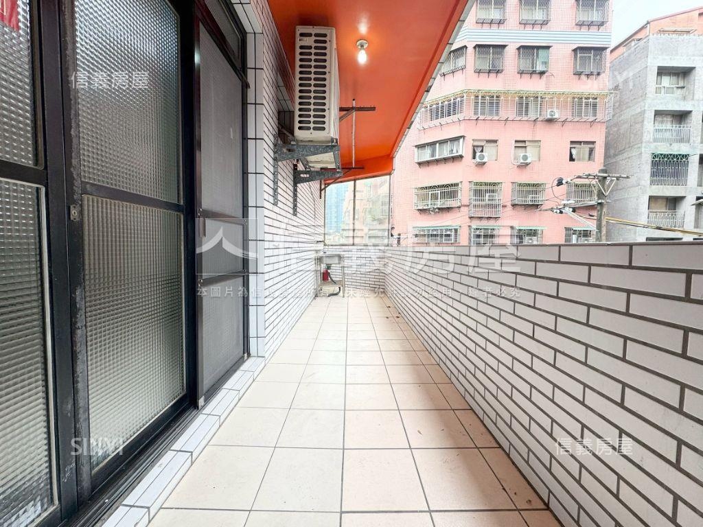 低總價明亮四房美寓房屋室內格局與周邊環境