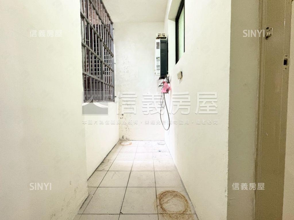 低總價明亮四房美寓房屋室內格局與周邊環境