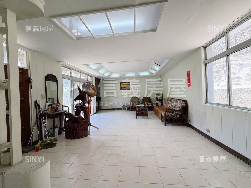 南天母綠意透天房屋室內格局與周邊環境