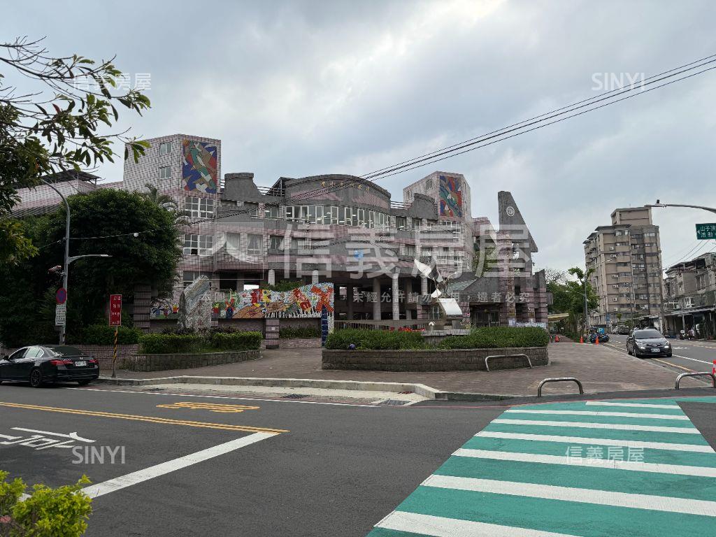 禾雅綠意三房車位美居房屋室內格局與周邊環境
