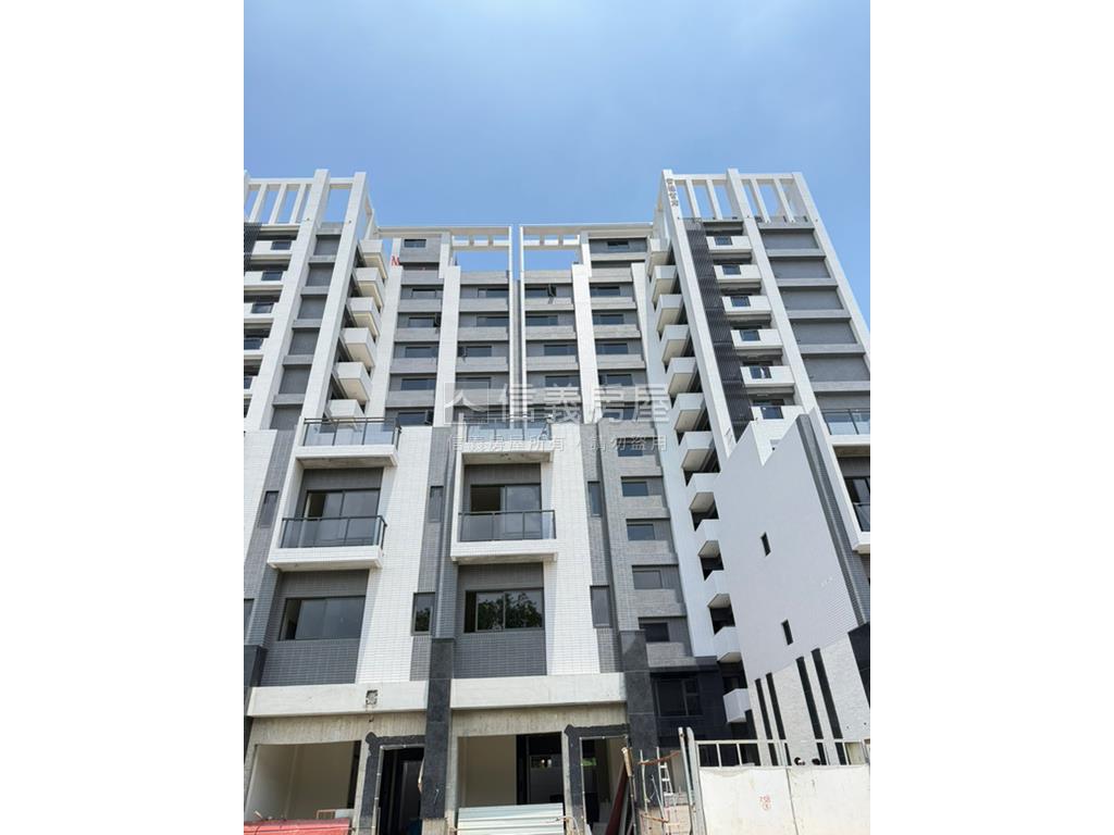 富桂首席二房車位房屋室內格局與周邊環境