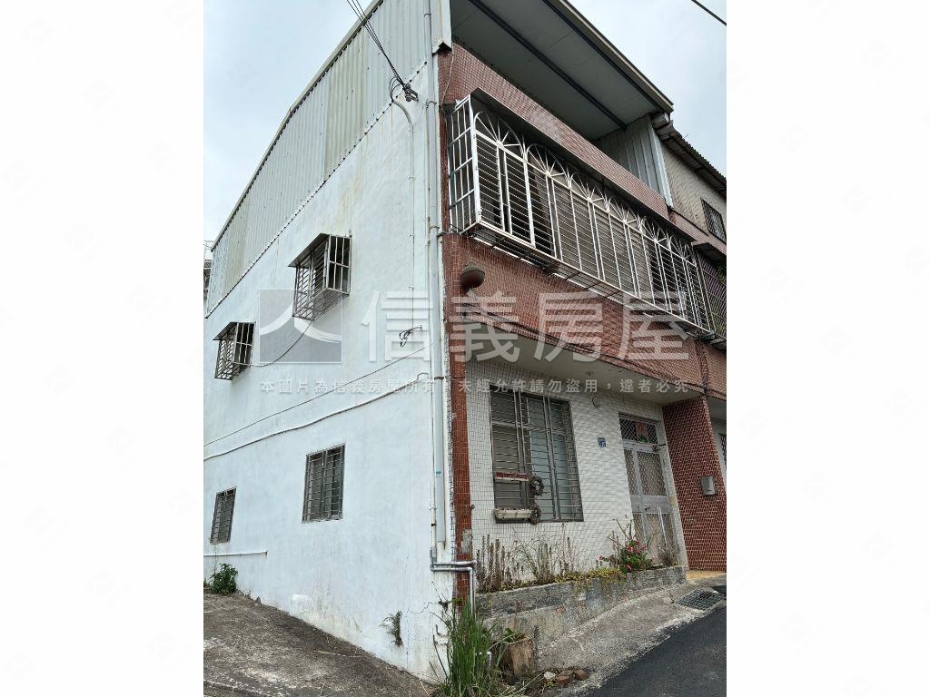 信德新村邊間明亮透天房屋室內格局與周邊環境