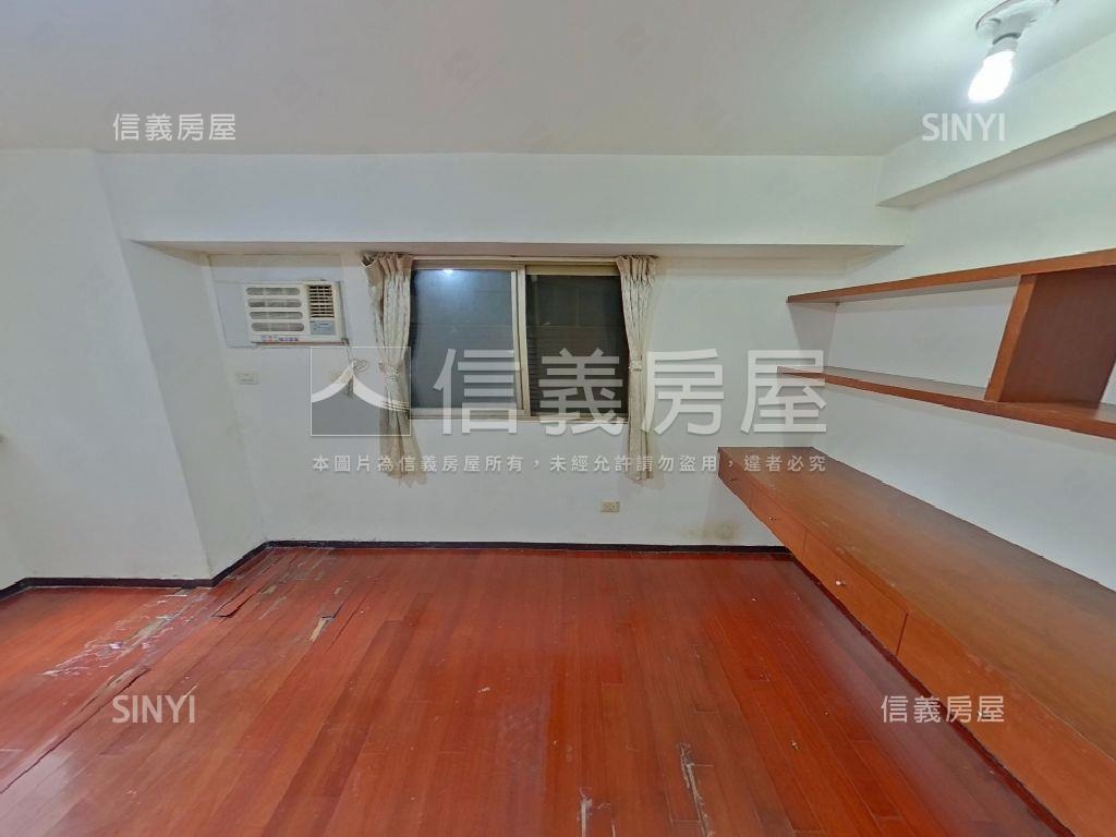檸檬樹附平面車位房屋室內格局與周邊環境