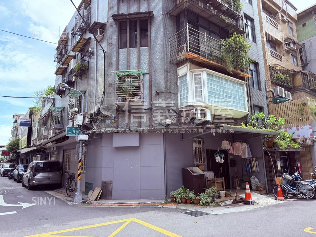 松江三角窗一樓可店辦可住房屋室內格局與周邊環境