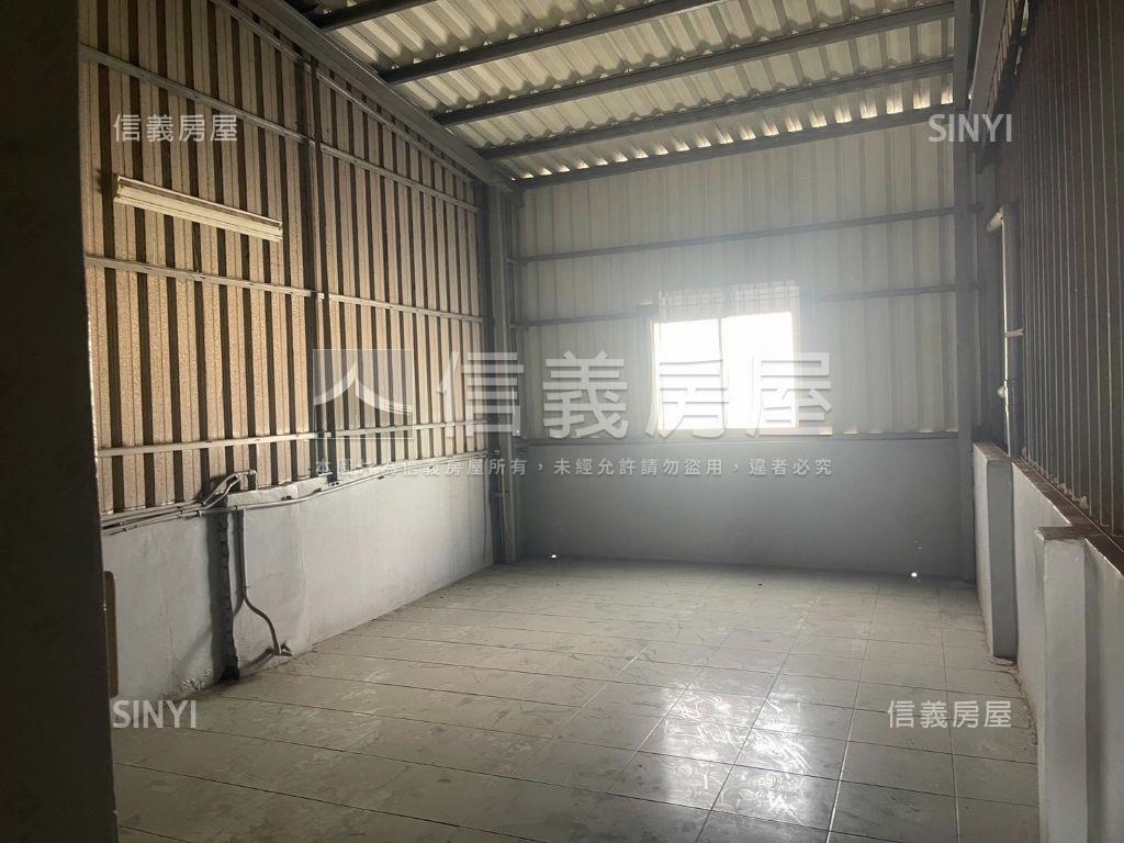 小港平和正路黃金店住房屋室內格局與周邊環境