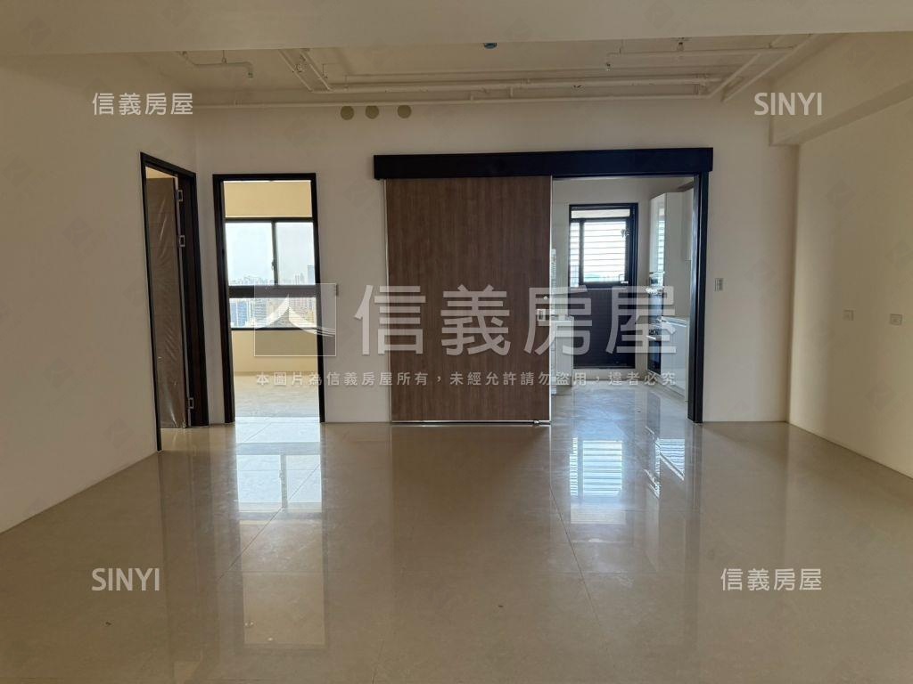 民生高峰會景觀雙平面車位房屋室內格局與周邊環境