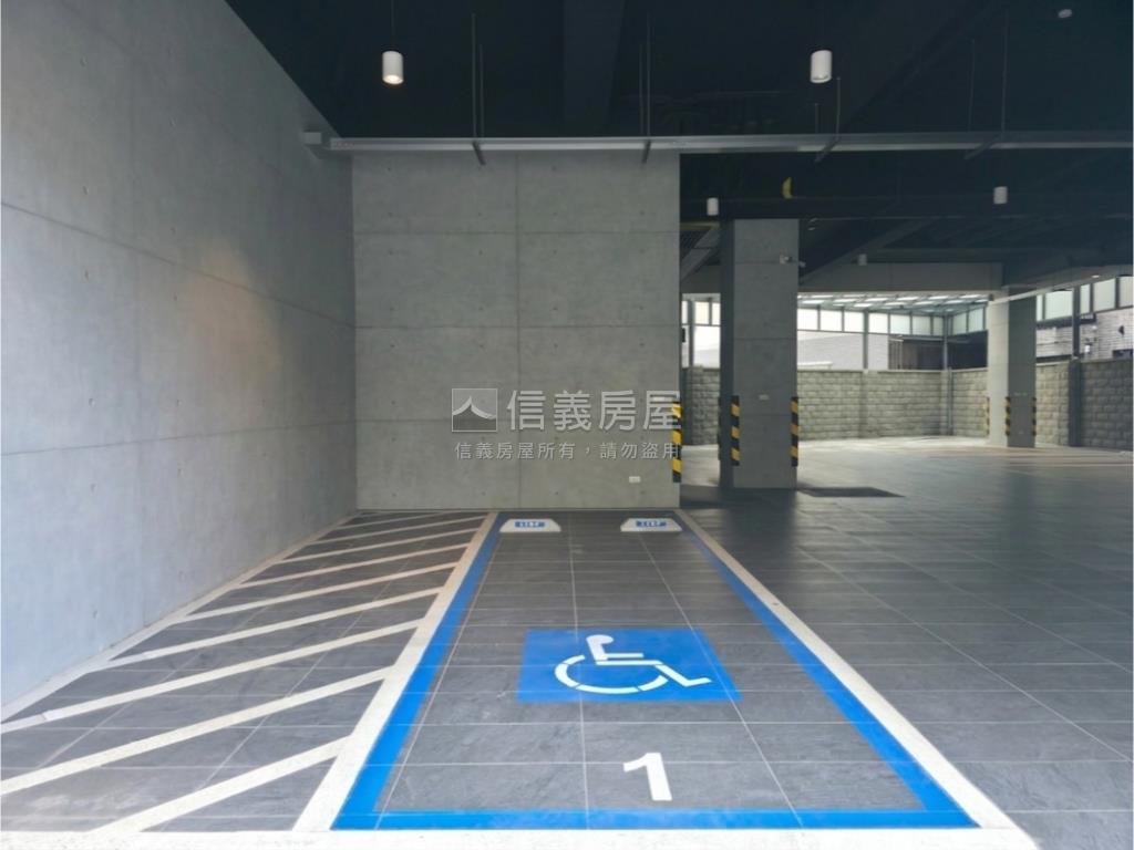 世乾畊採光三房平面大車位房屋室內格局與周邊環境
