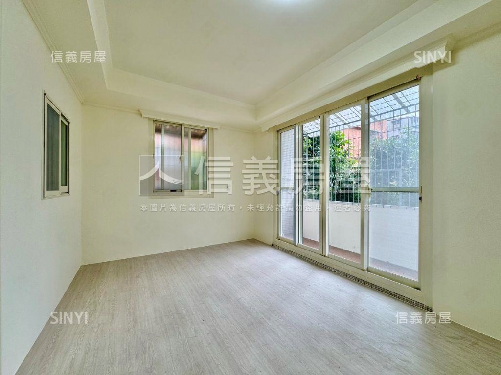 土城德峯街整理好黃金二樓房屋室內格局與周邊環境
