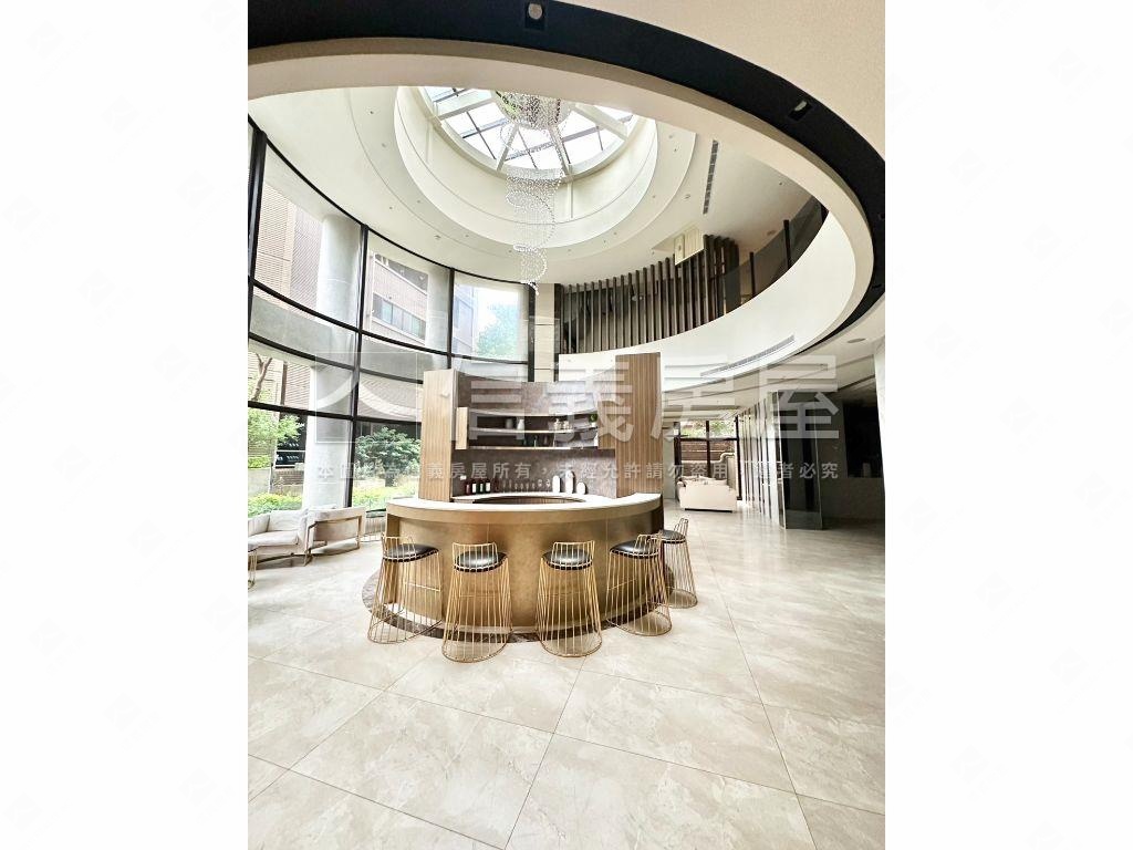 源力時代景觀２房＋車位房屋室內格局與周邊環境