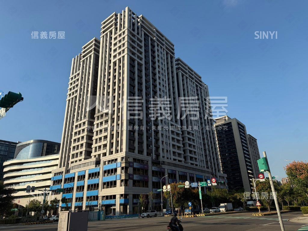 『威均峰澤』雙衛二房車位房屋室內格局與周邊環境