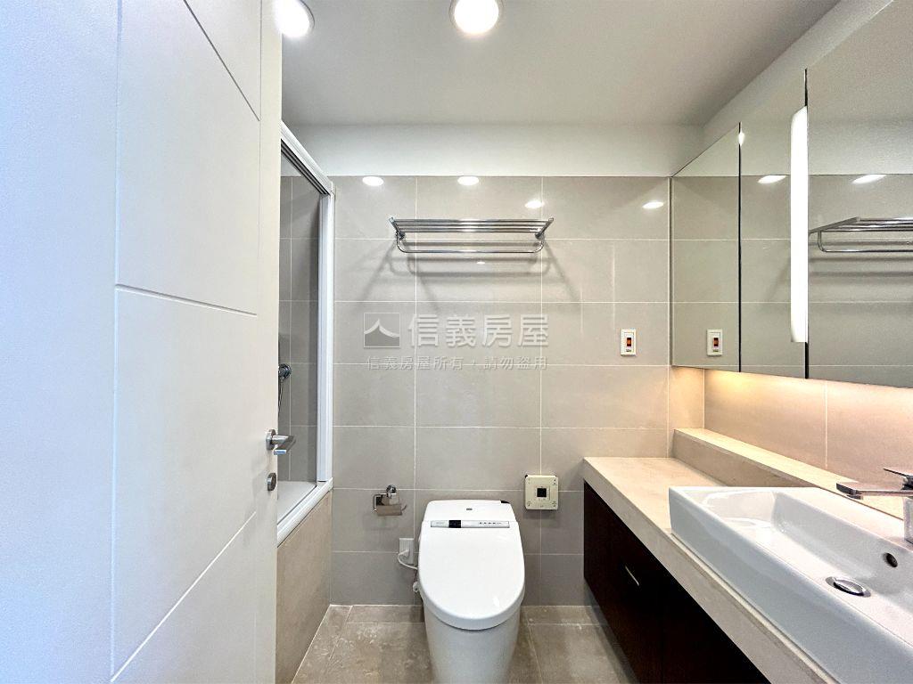 忠泰建設高樓景觀裝潢美屋房屋室內格局與周邊環境