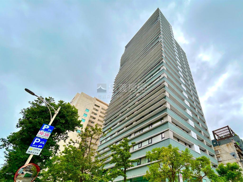 忠泰建設高樓景觀裝潢美屋房屋室內格局與周邊環境
