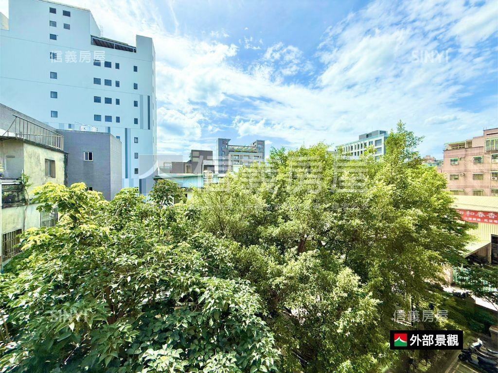 臻品‧晨光與樹影之間房屋室內格局與周邊環境