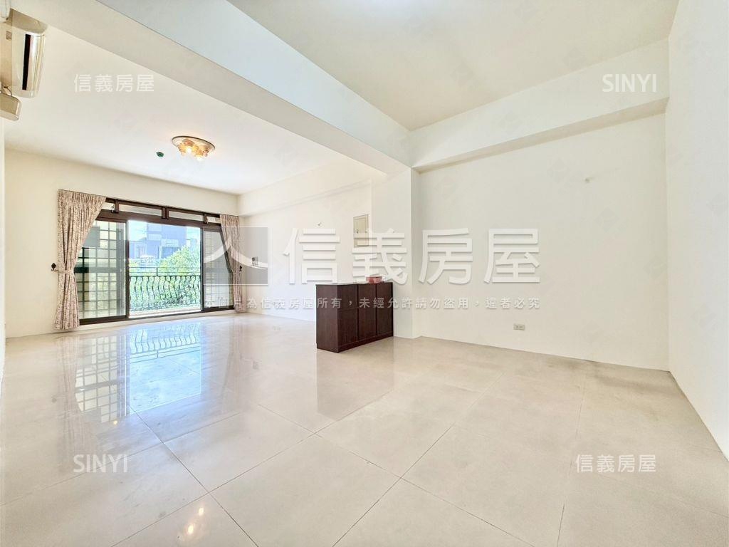 臻品‧晨光與樹影之間房屋室內格局與周邊環境