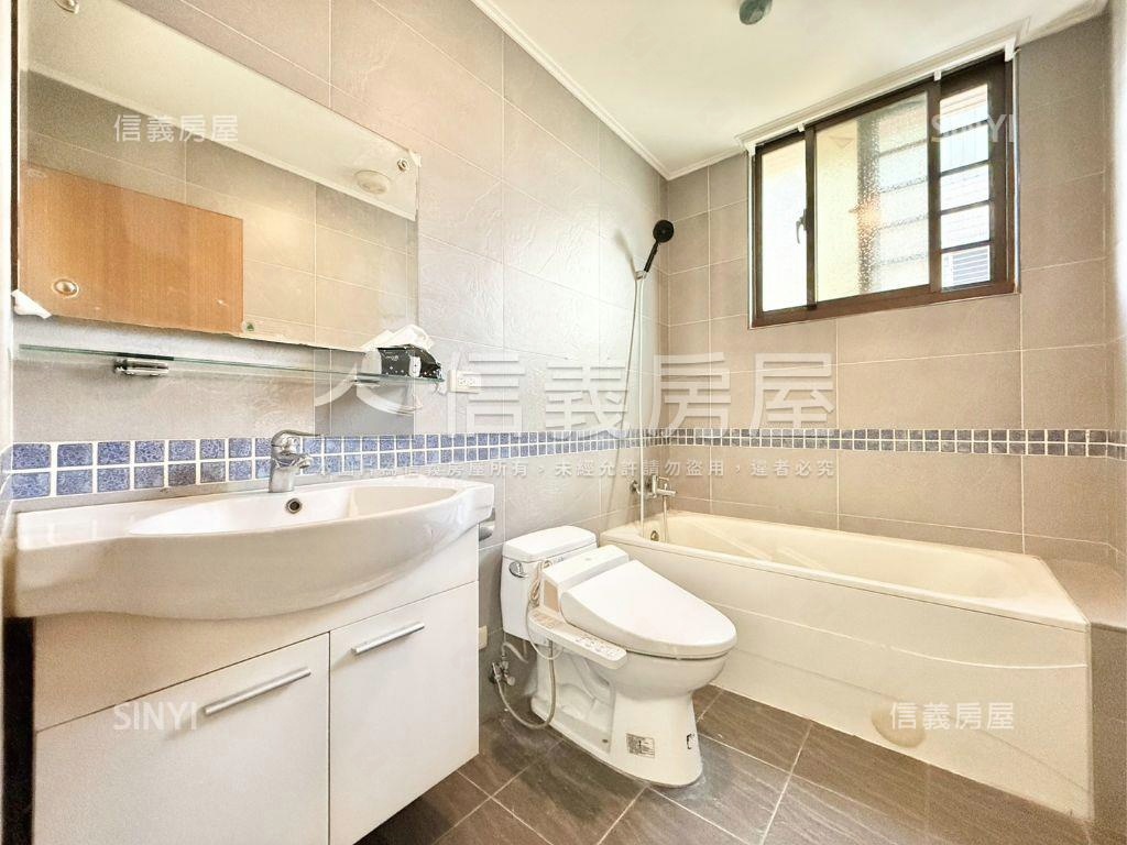 臻品‧晨光與樹影之間房屋室內格局與周邊環境