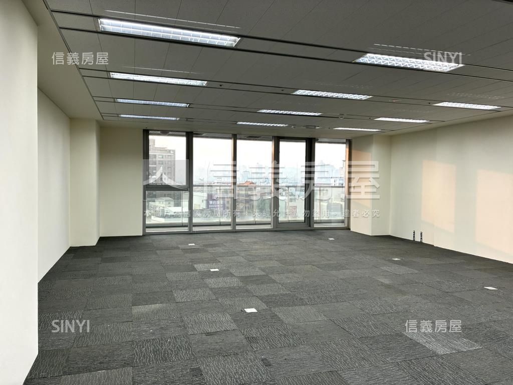 七期商辦首選ＣＢＤ看這間房屋室內格局與周邊環境