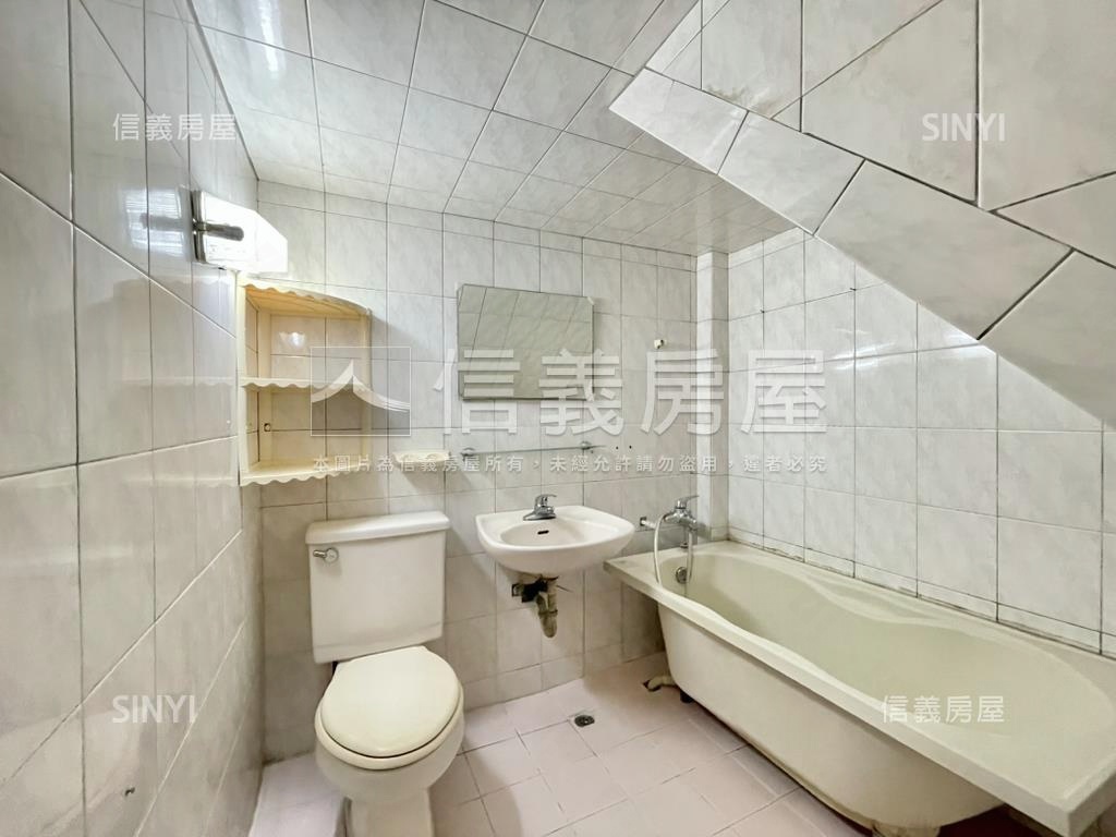 南寶儷園獨院店住透天房屋室內格局與周邊環境