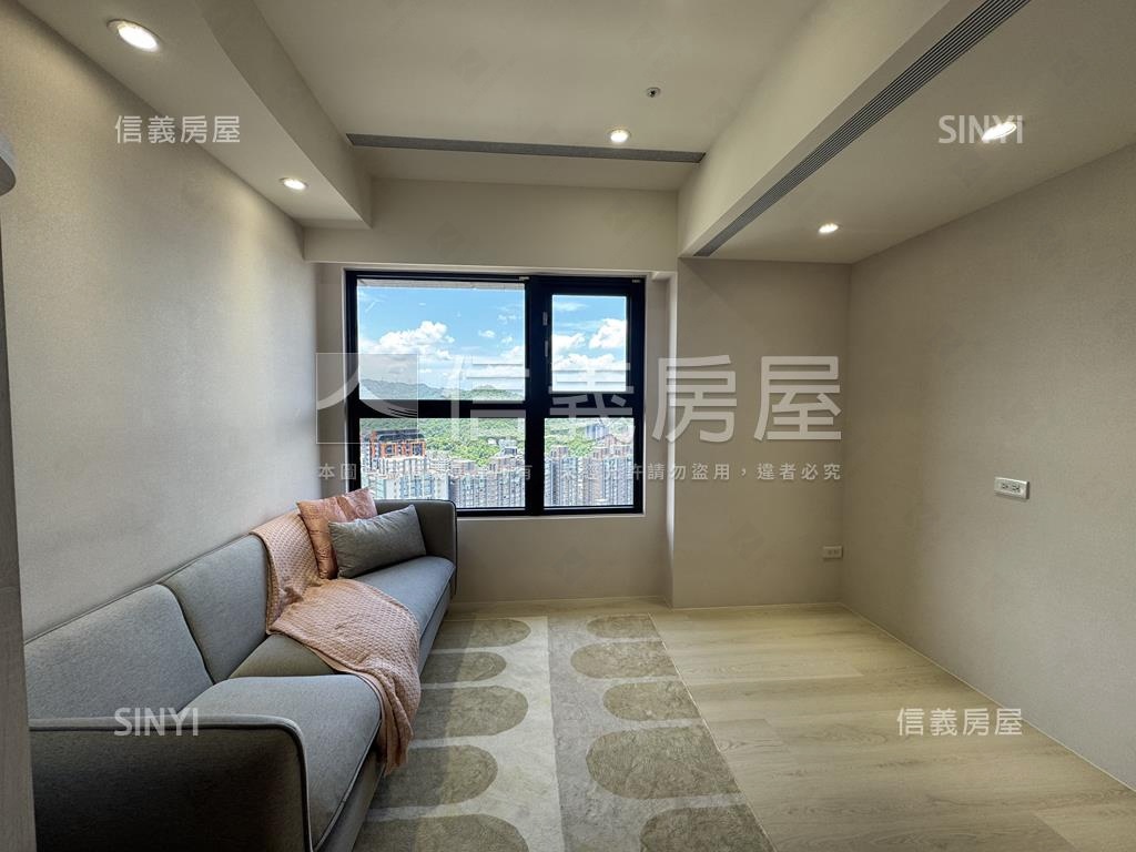 太陽帝國鋼骨高樓山景屋房屋室內格局與周邊環境