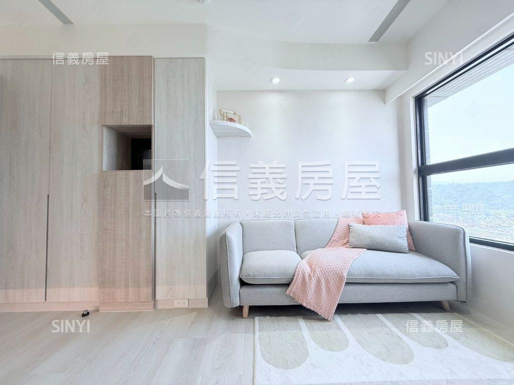 太陽帝國鋼骨高樓山景屋房屋室內格局與周邊環境