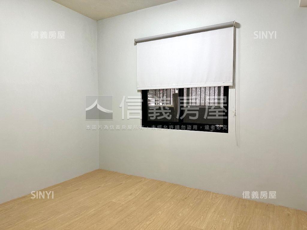 信義大街方正３房車位房屋室內格局與周邊環境