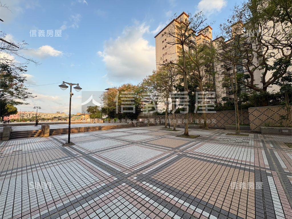 面公園綠寶石３房帶車位房屋室內格局與周邊環境