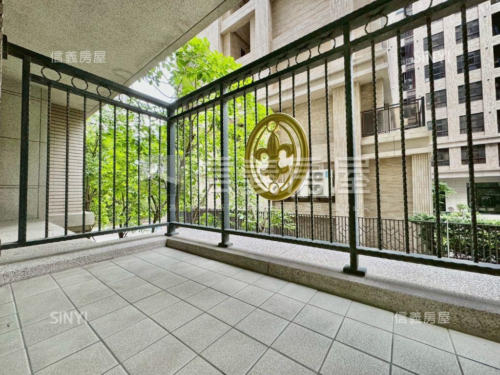 微笑城市三房平車大露臺房屋室內格局與周邊環境