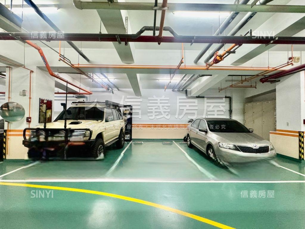 新案首選巨蛋裝潢三房平車房屋室內格局與周邊環境