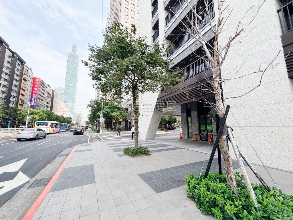 可看屋！全坤１０１十一樓房屋室內格局與周邊環境