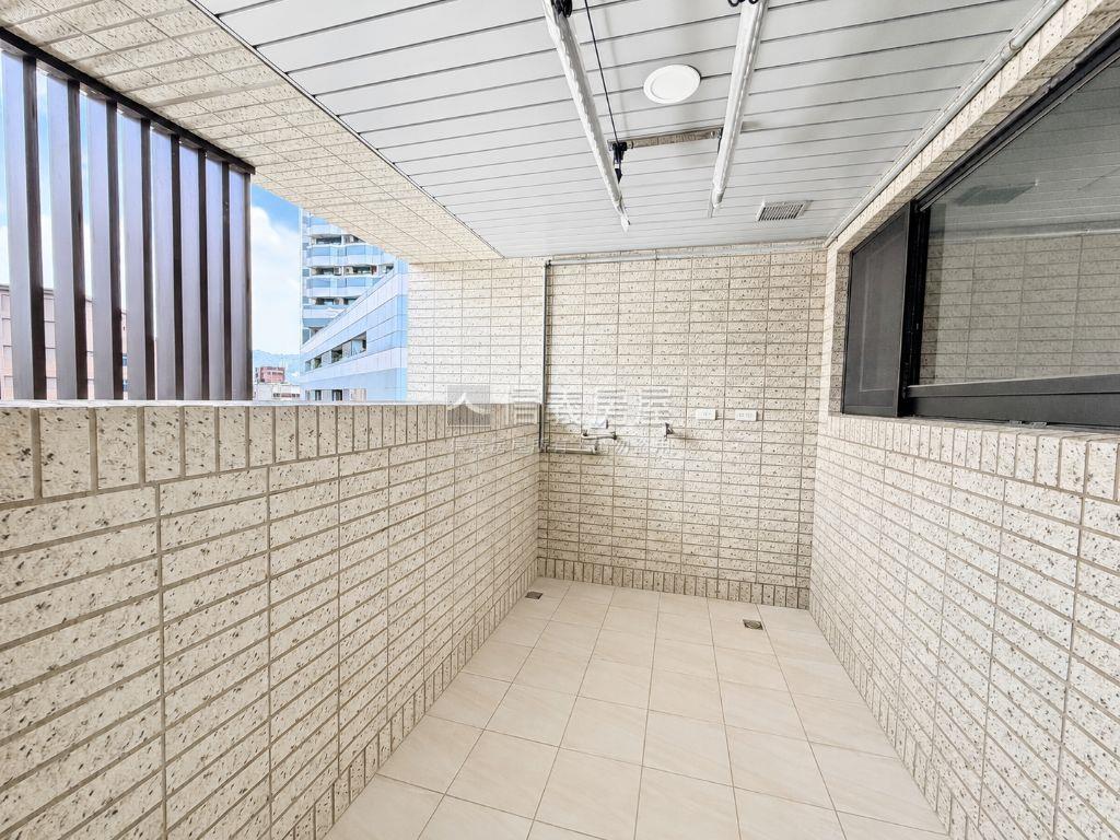 可看屋！全坤１０１十一樓房屋室內格局與周邊環境