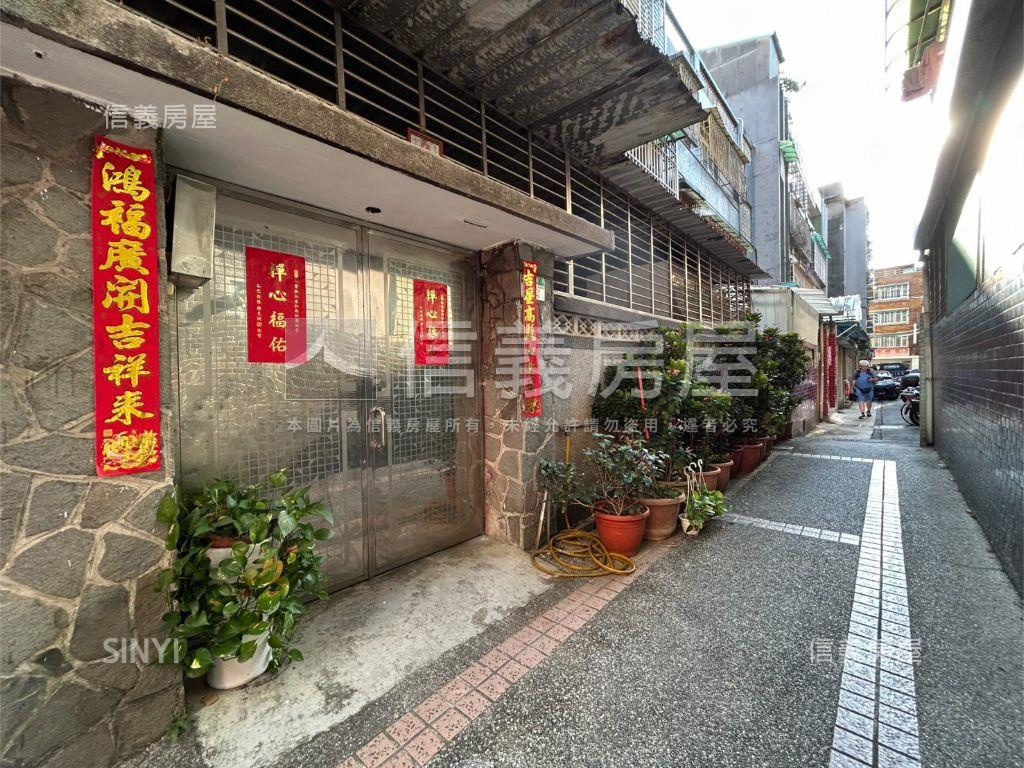 士林捷運庭院一樓房屋室內格局與周邊環境