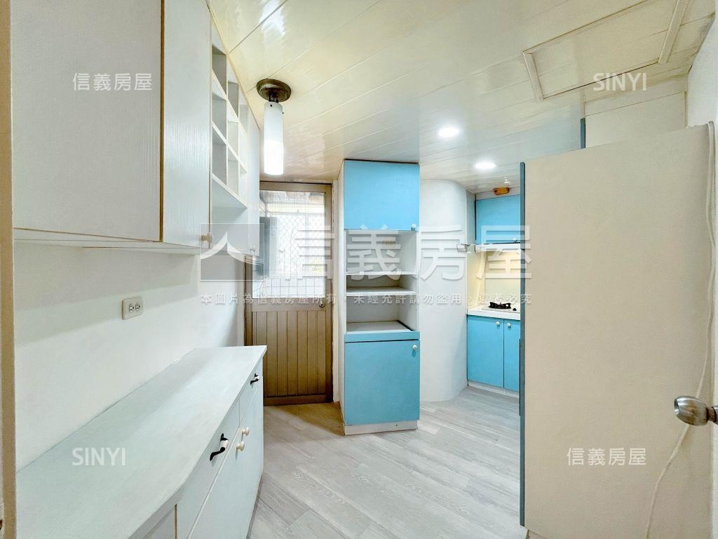 美術園道旁低總價三房平車房屋室內格局與周邊環境