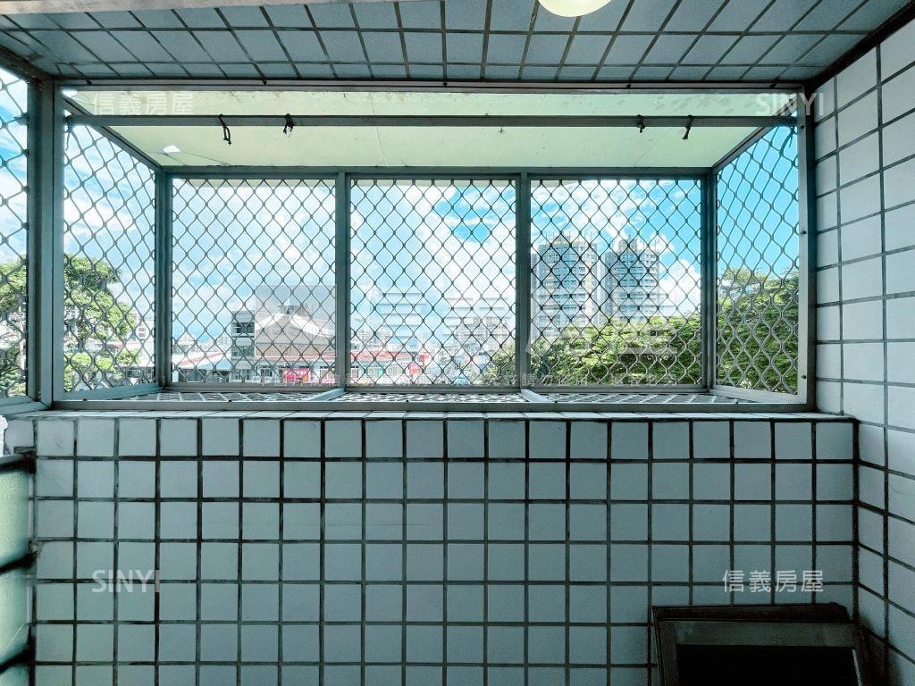 美術園道旁低總價三房平車房屋室內格局與周邊環境