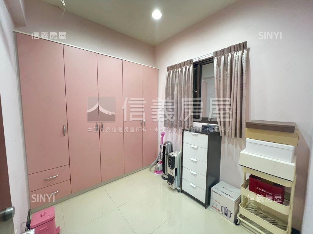 三輝謙匯景觀２房車位房屋室內格局與周邊環境