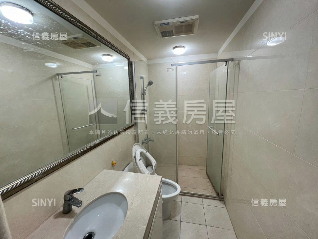 三輝謙匯景觀２房車位房屋室內格局與周邊環境