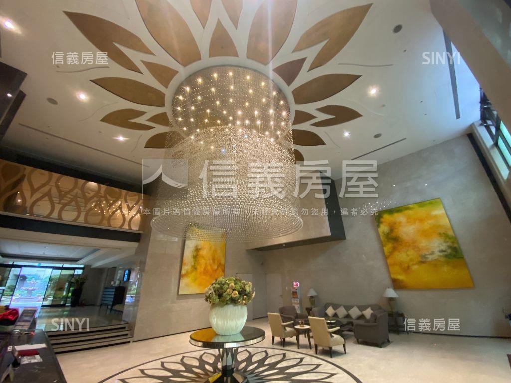 三輝謙匯景觀２房車位房屋室內格局與周邊環境