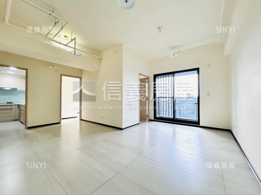 新碩文曲面公園１１樓３房房屋室內格局與周邊環境