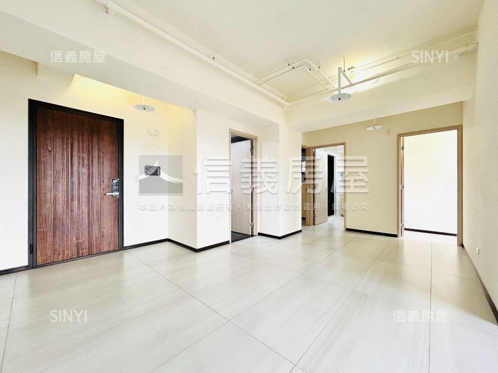 新碩文曲面公園１１樓３房房屋室內格局與周邊環境