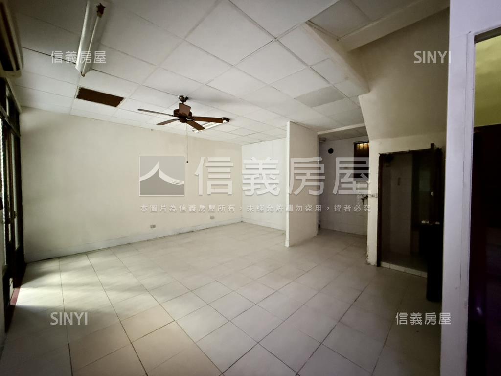 後甲生活圈幽靜面寬透天房屋室內格局與周邊環境