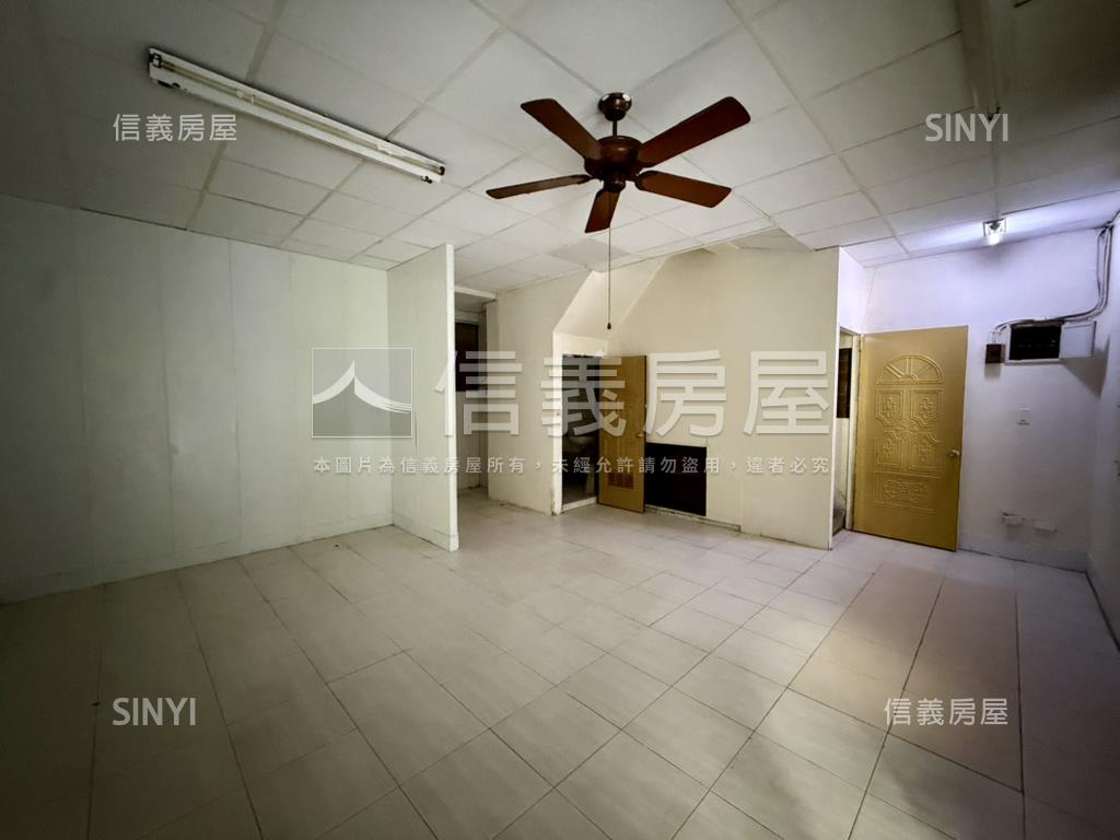 後甲生活圈幽靜面寬透天房屋室內格局與周邊環境
