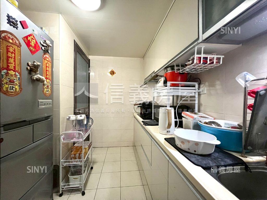 活力城稀有釋出三樓房屋室內格局與周邊環境