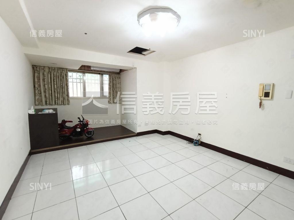 江山萬里兩房房屋室內格局與周邊環境