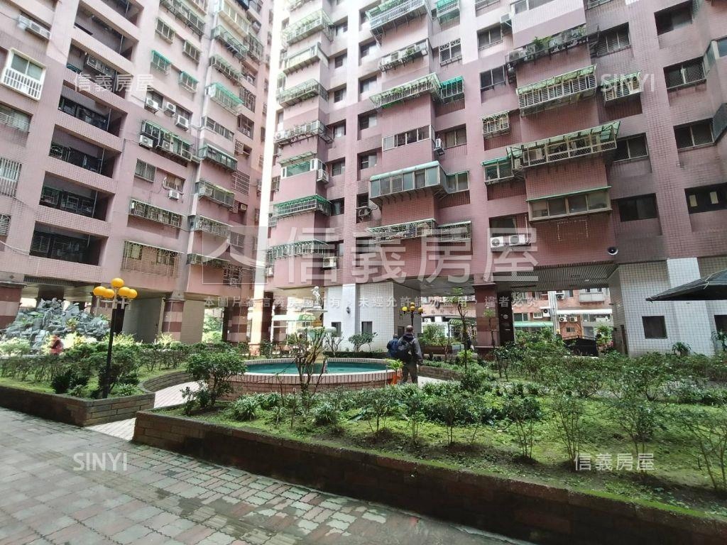 江山萬里兩房房屋室內格局與周邊環境
