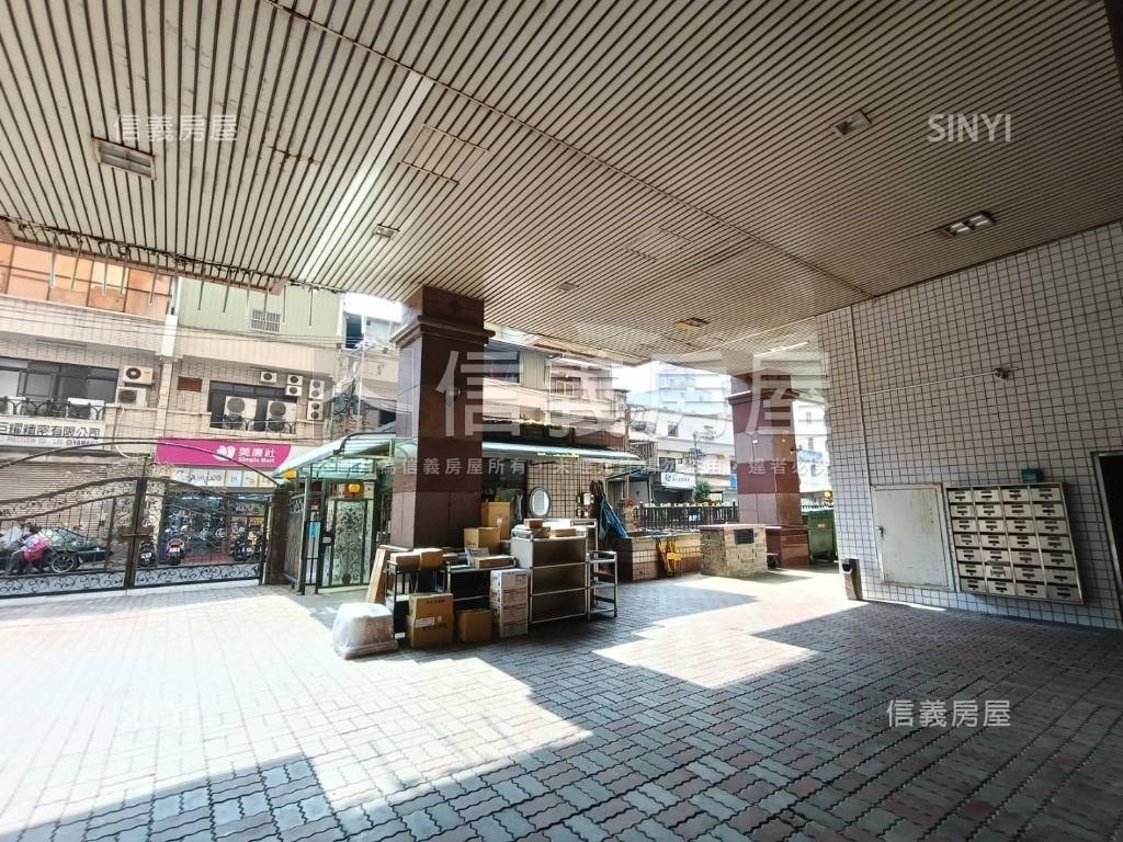 江山萬里兩房房屋室內格局與周邊環境