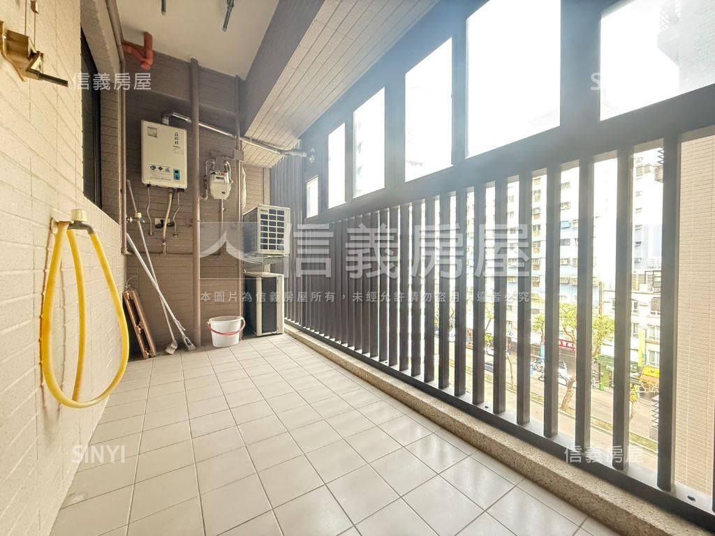 勝美松竹邊間三房雙車位房屋室內格局與周邊環境