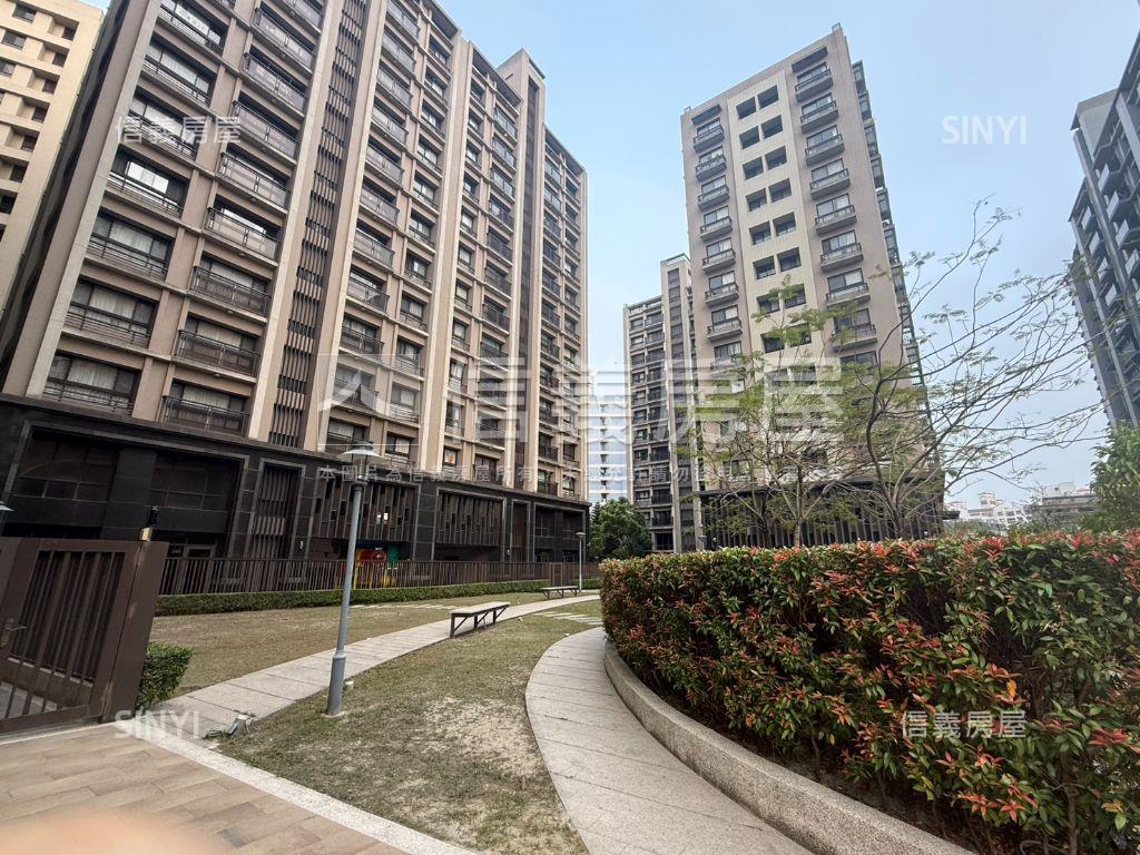 勝美松竹邊間三房雙車位房屋室內格局與周邊環境