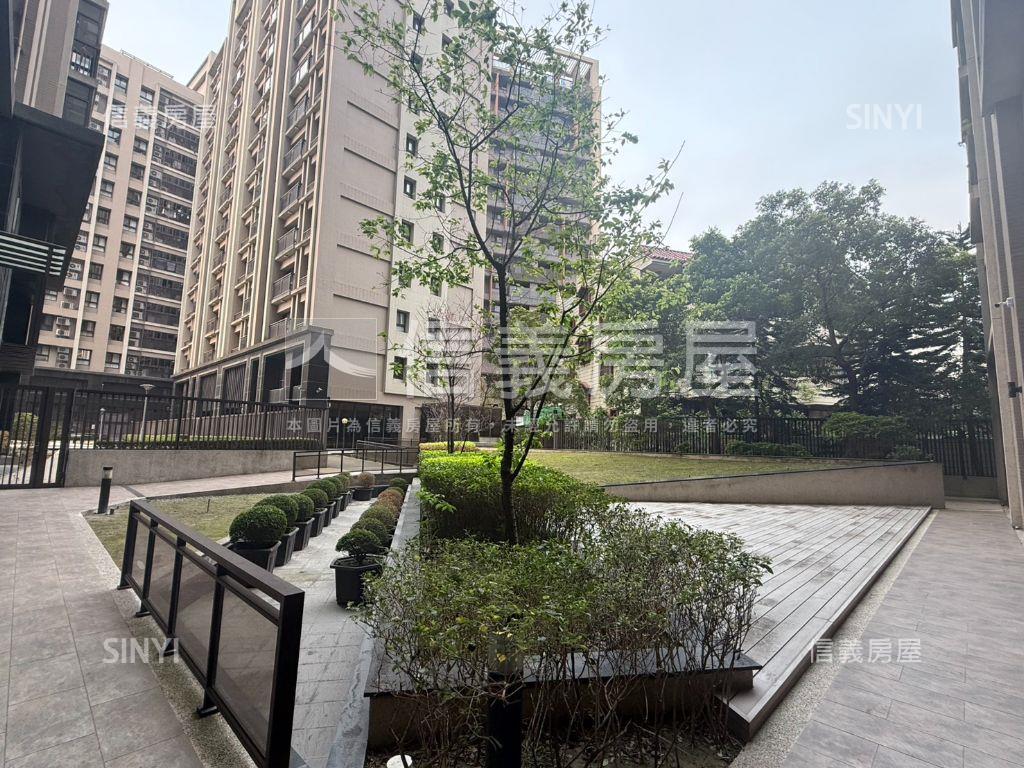 勝美松竹邊間三房雙車位房屋室內格局與周邊環境