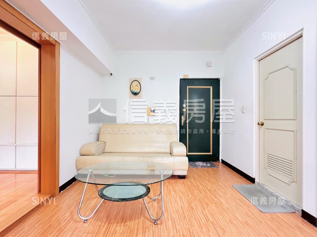 近愛買小資族套房房屋室內格局與周邊環境