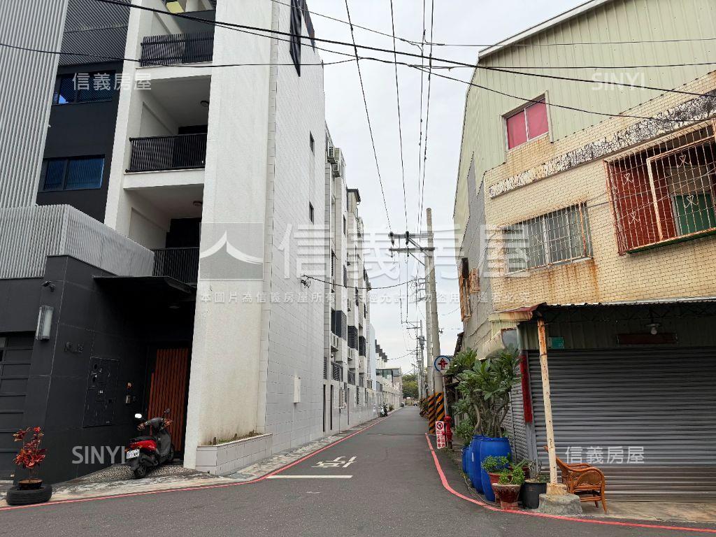 安南｜重劃區旁潛力大角窗房屋室內格局與周邊環境
