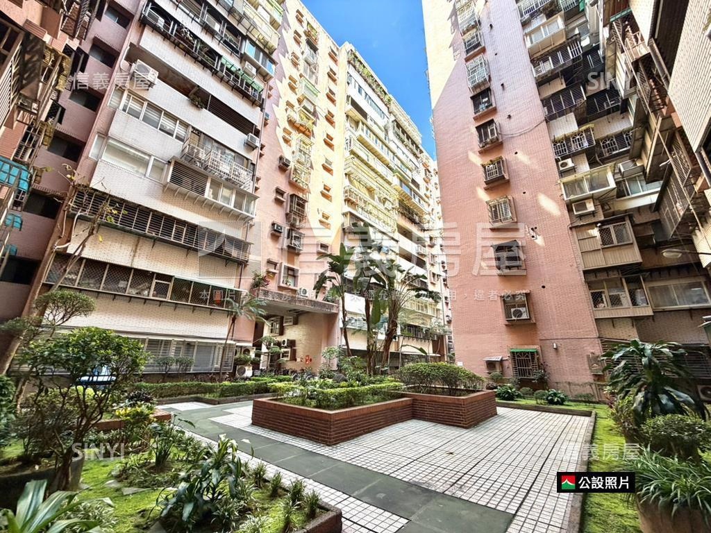 【健康新城】朝南電梯四房房屋室內格局與周邊環境