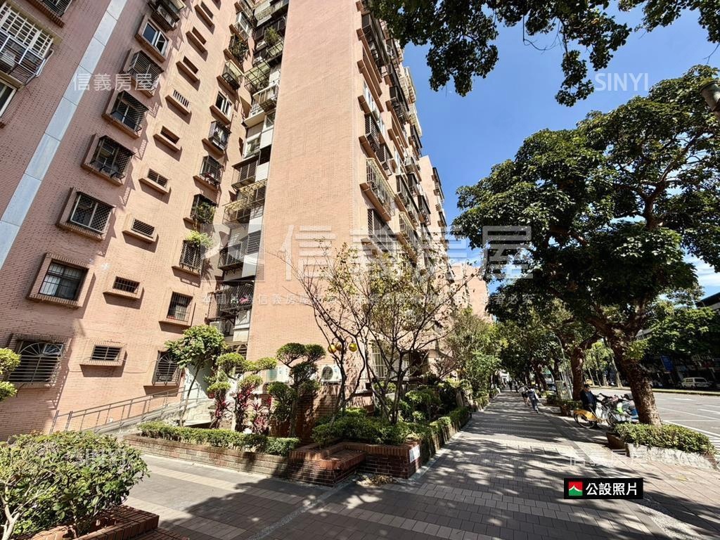 【健康新城】朝南電梯四房房屋室內格局與周邊環境